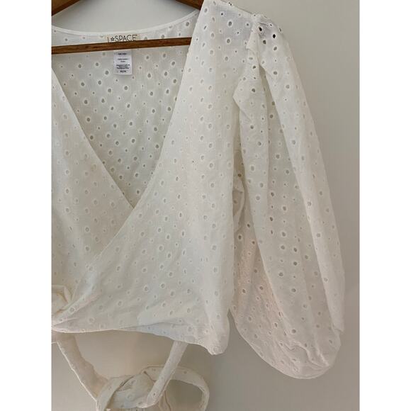 L Space Anthropologie Eyelet White Lace Puff Sleeve Tie Wrap Around Waist Crop M - Picture 2 of 10